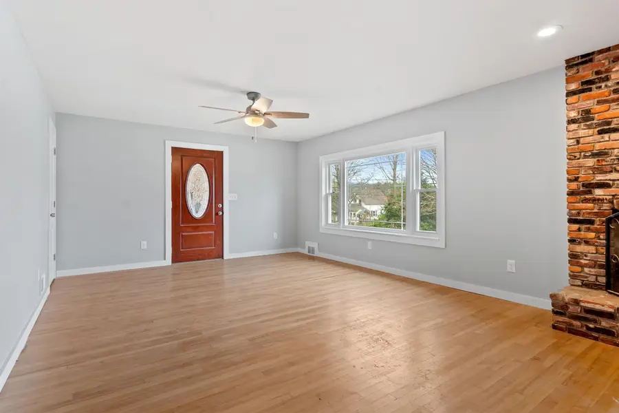 4 Laplante Avenue, Claremont, NH 03743 - #3