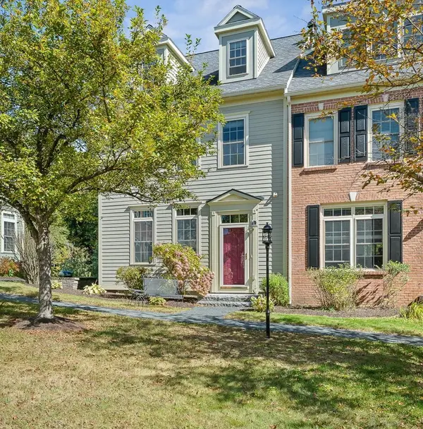 31 Forest Edge Drive, Hanover, NH 03755