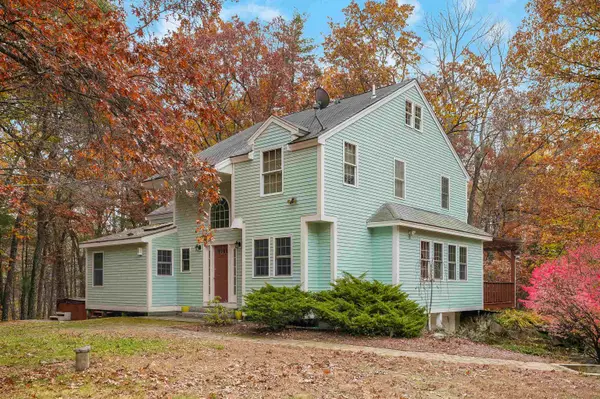 19 Baboosic Lake Road, Amherst, NH 03031