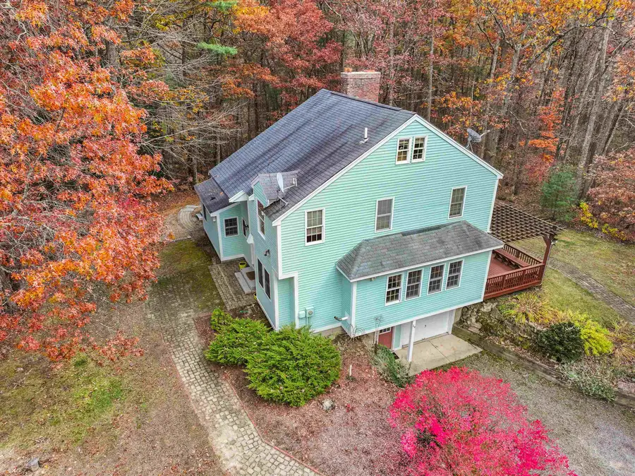 19 Baboosic Lake Road, Amherst, NH 03031 - #2