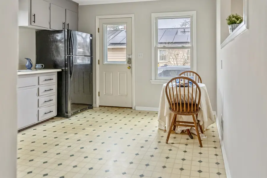 16 Seneca Avenue, Essex Junction, VT 05452 - #3