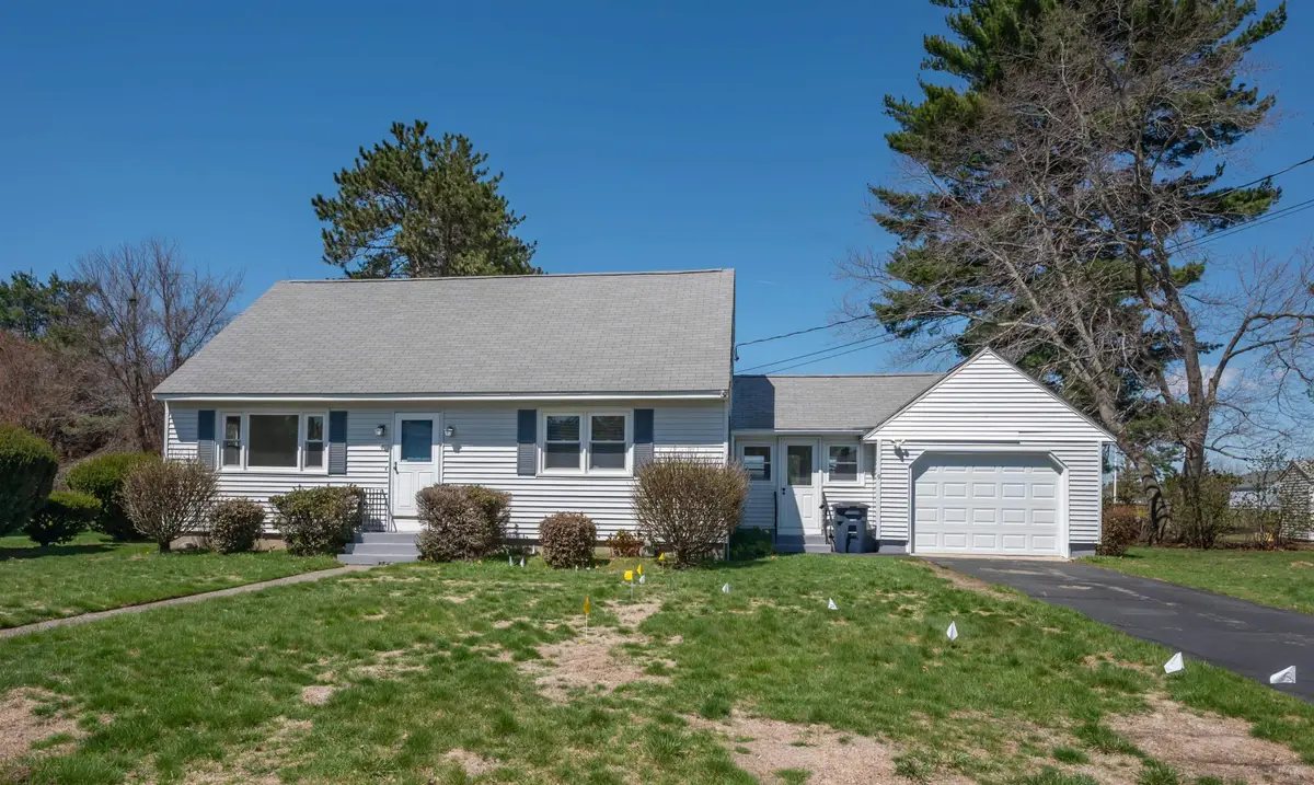 9 Juniper Lane, Nashua, NH 03063 - #1