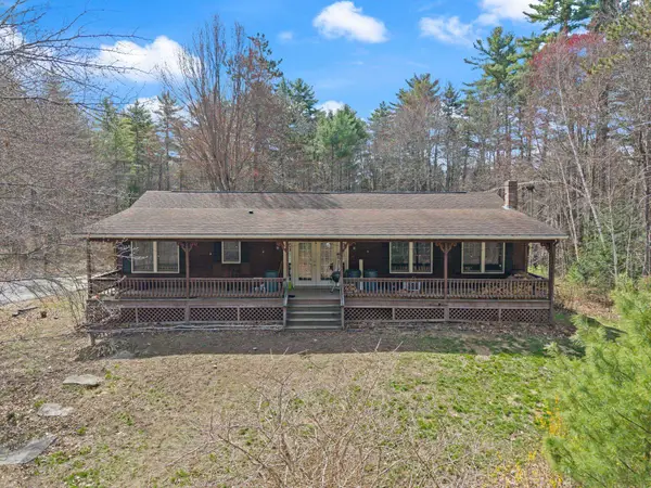 41  Friar Tuck Way, Wolfeboro, NH 03894