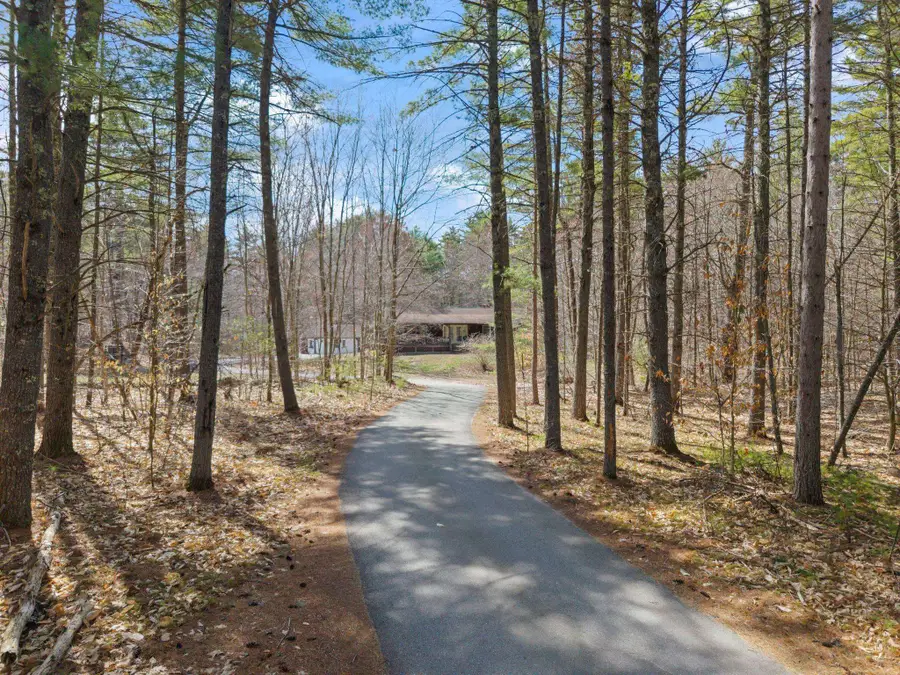 41  Friar Tuck Way, Wolfeboro, NH 03894 - #2