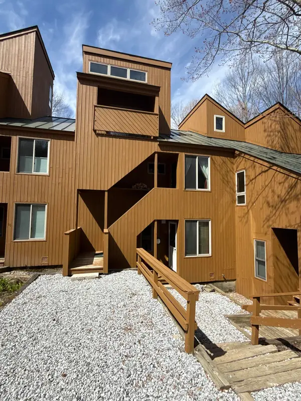 96 Sugar Run #17, Fayston, VT 05673
