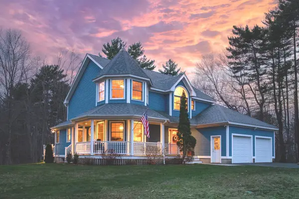 38 Mcintosh Way, Greenland, NH 03840