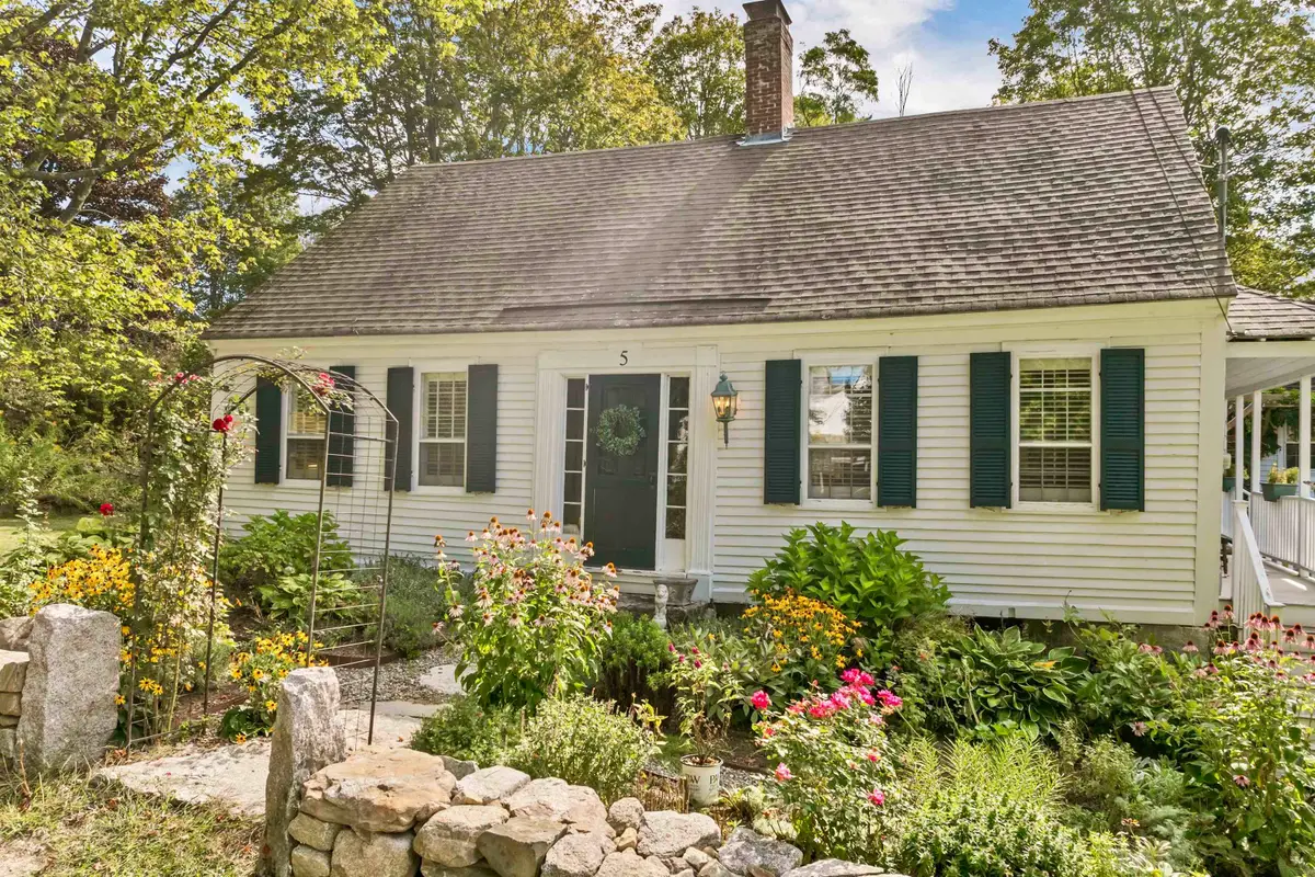 5 Trask Mountain Road, Wolfeboro, NH 03894 - #1