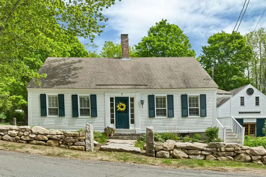 5 Trask Mountain Road, Wolfeboro, NH 03894 - #2