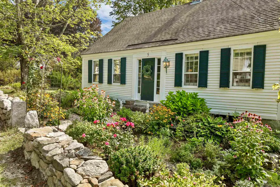 5 Trask Mountain Road, Wolfeboro, NH 03894 - #3