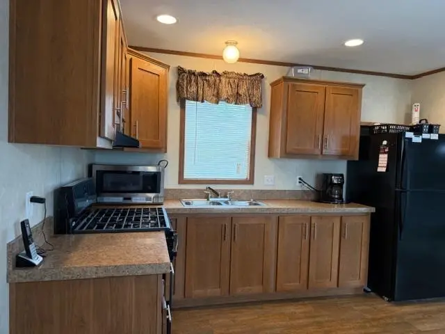 19 Atlas Place, Derry, NH 03038 - #3