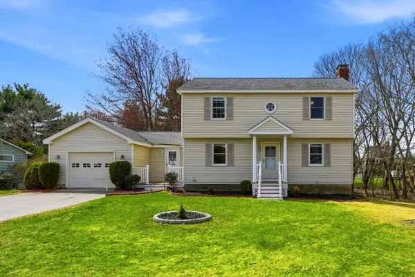 243 Winnacunnet Road, Hampton, NH 03842