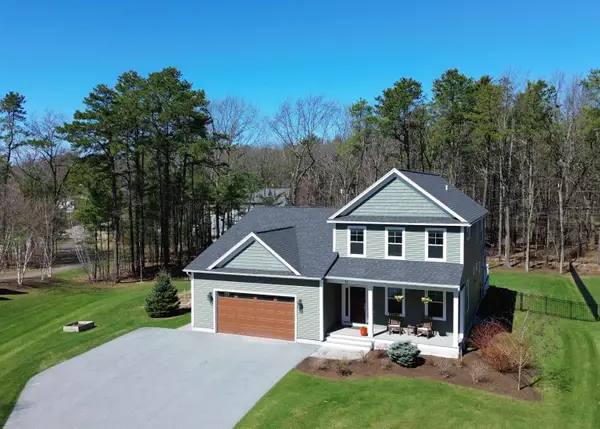 17 Jen Barry Lane, Colchester, VT 05446