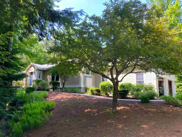 56 Glenwood Drive, Springfield, NH 03284