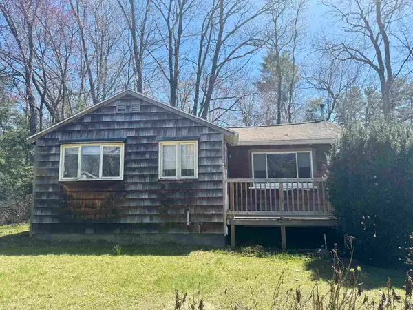 40 Riverside Drive, Fremont, NH 03044