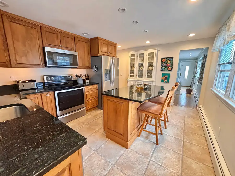 22 Westminster Street, Manchester, NH 03103 - #3