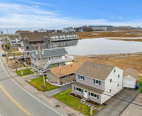 543 Winnacunnet Road, Hampton, NH 03842