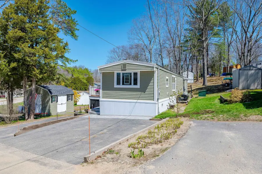 27 Ithica Lane, Newmarket, NH 03857 - #3