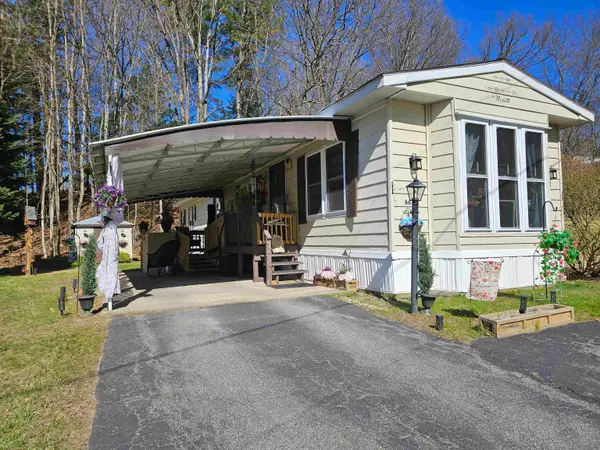 66 Brandon Place, Claremont, NH 03743