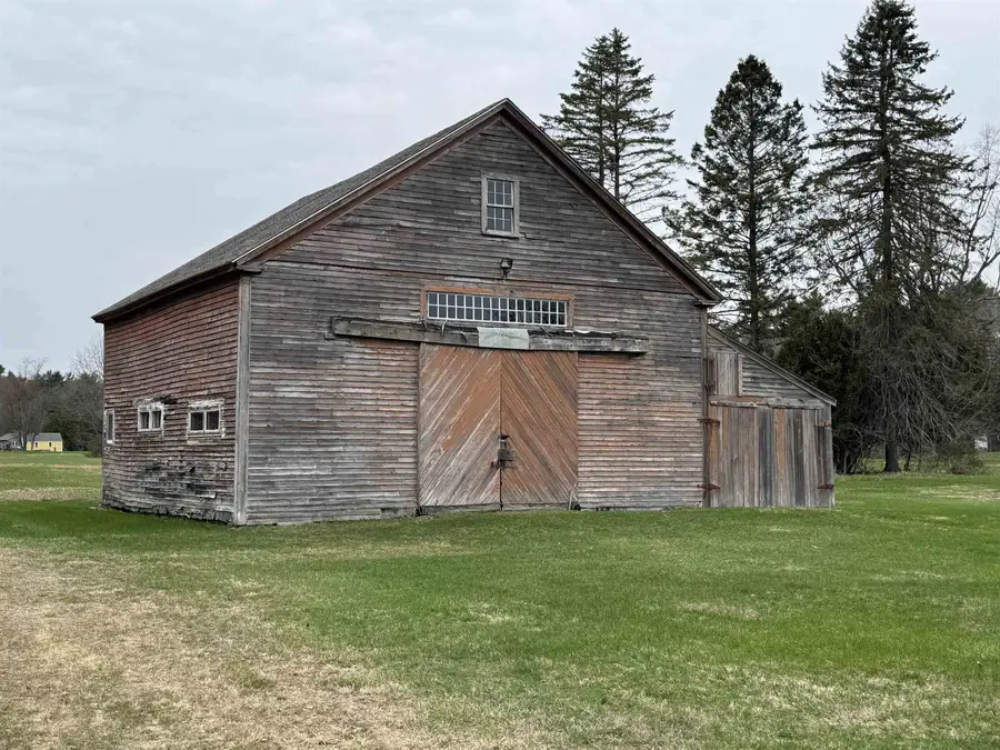 144 Main Street, Kingston, NH 03848 - #2