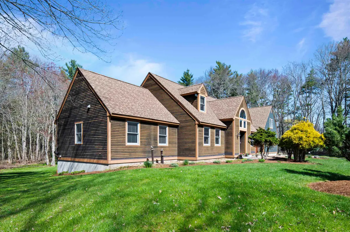 17 Madison Avenue, Kingston, NH 03848 - #1