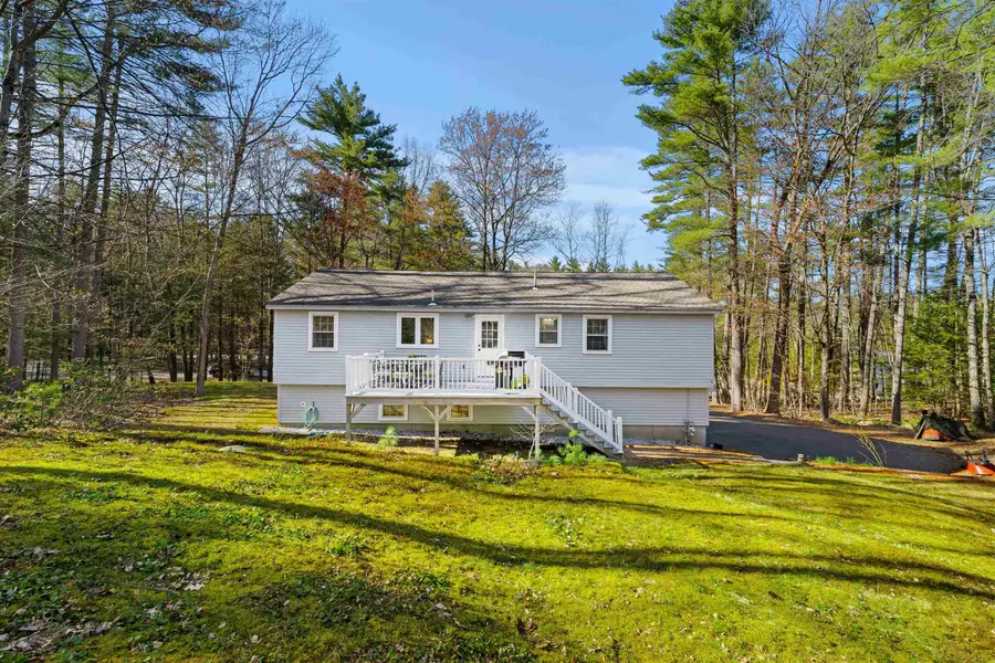 6 Newbury Drive, Amherst, NH 03031 - #3