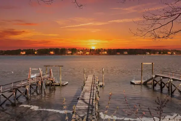 28 Colony Cove Road, Durham, NH 03824