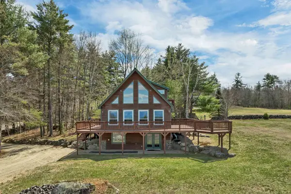 59 Effingham Road, Ossipee, NH 03864