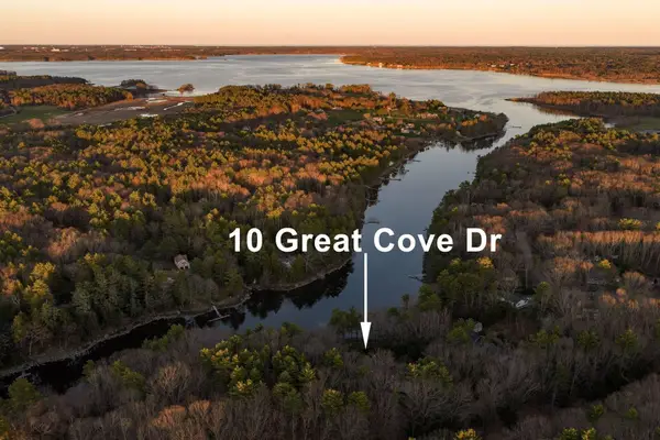 10 Great Cove Drive, Newmarket, NH 03857