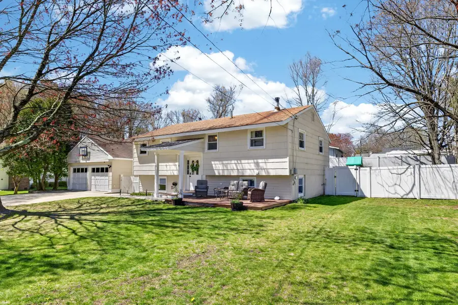 3 Pinewood Drive, Merrimack, NH 03054 - #3