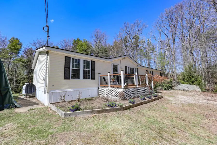 13 Jeffrey Drive, Northwood, NH 03261 - #2