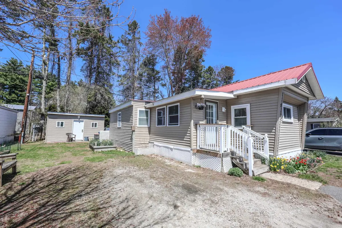 7 Grenier Boulevard, Londonderry, NH 03053 - #1