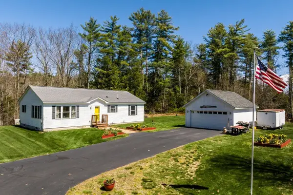 345 Stage Road, Nottingham, NH 03290