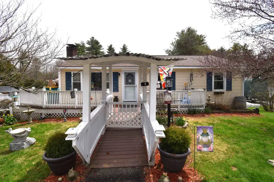 4 Independence Avenue, Kingston, NH 03848 - #3