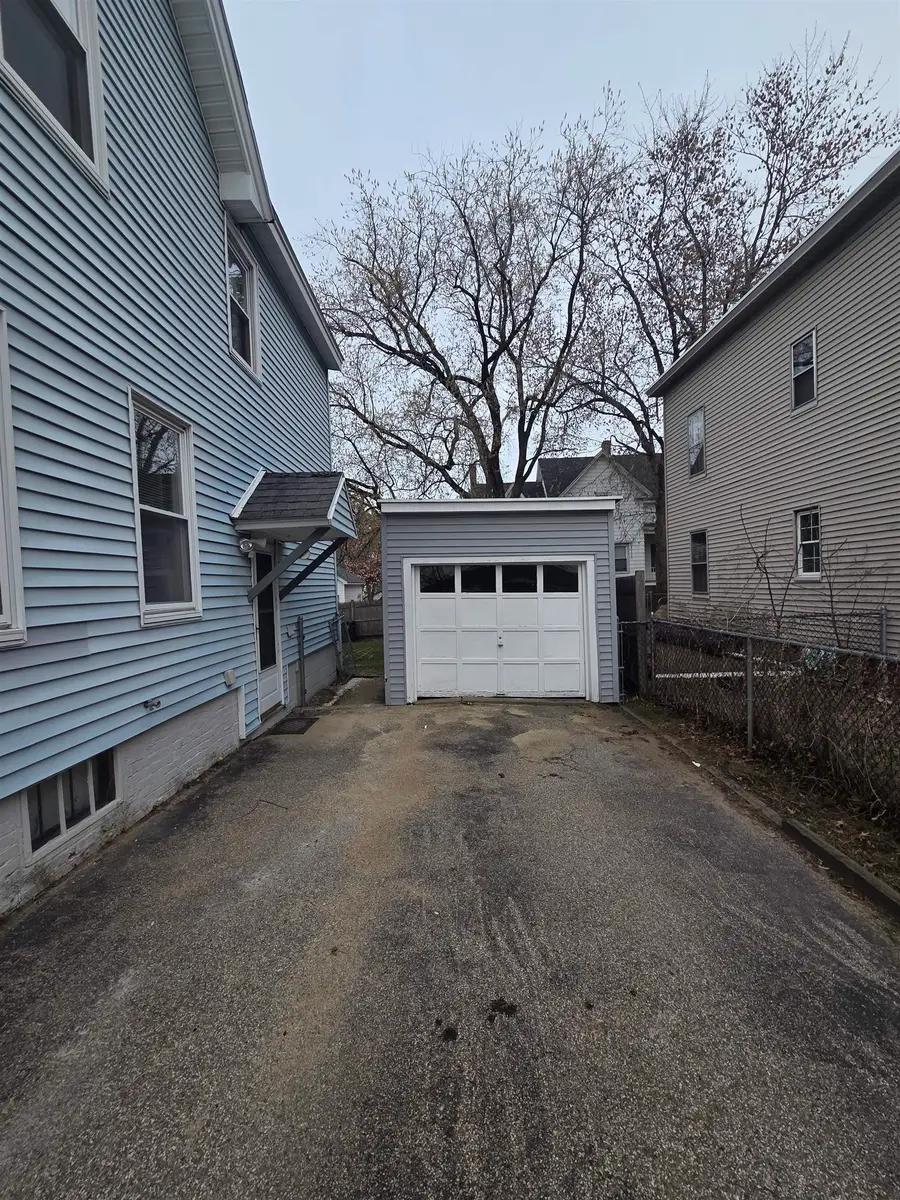 427 Wilson Street, Manchester, NH 03103 - #3