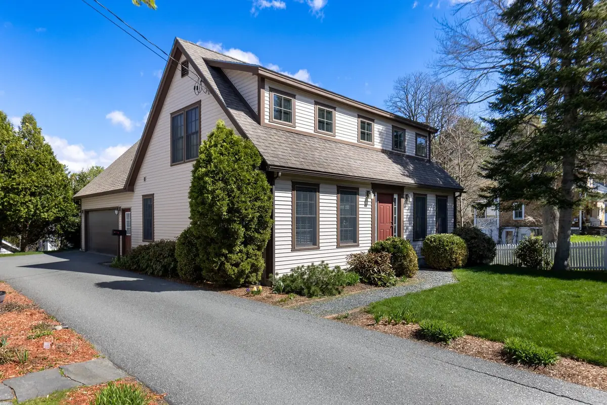 8 Fairview Avenue, Hanover, NH 03755 - #1