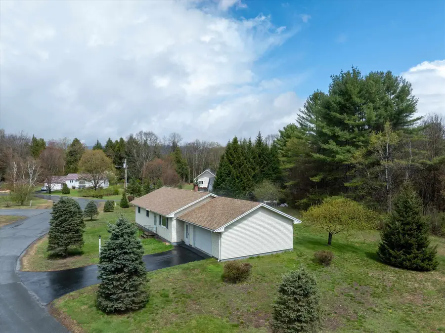 31 Northfield Drive, North Springfield, VT 05150 - #3
