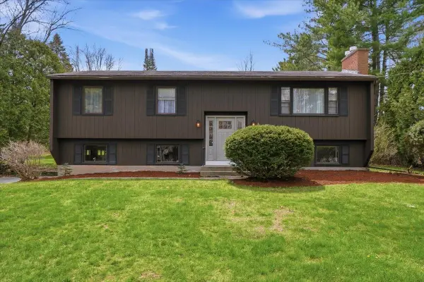290 Collamer Circle, Shelburne, VT 05482