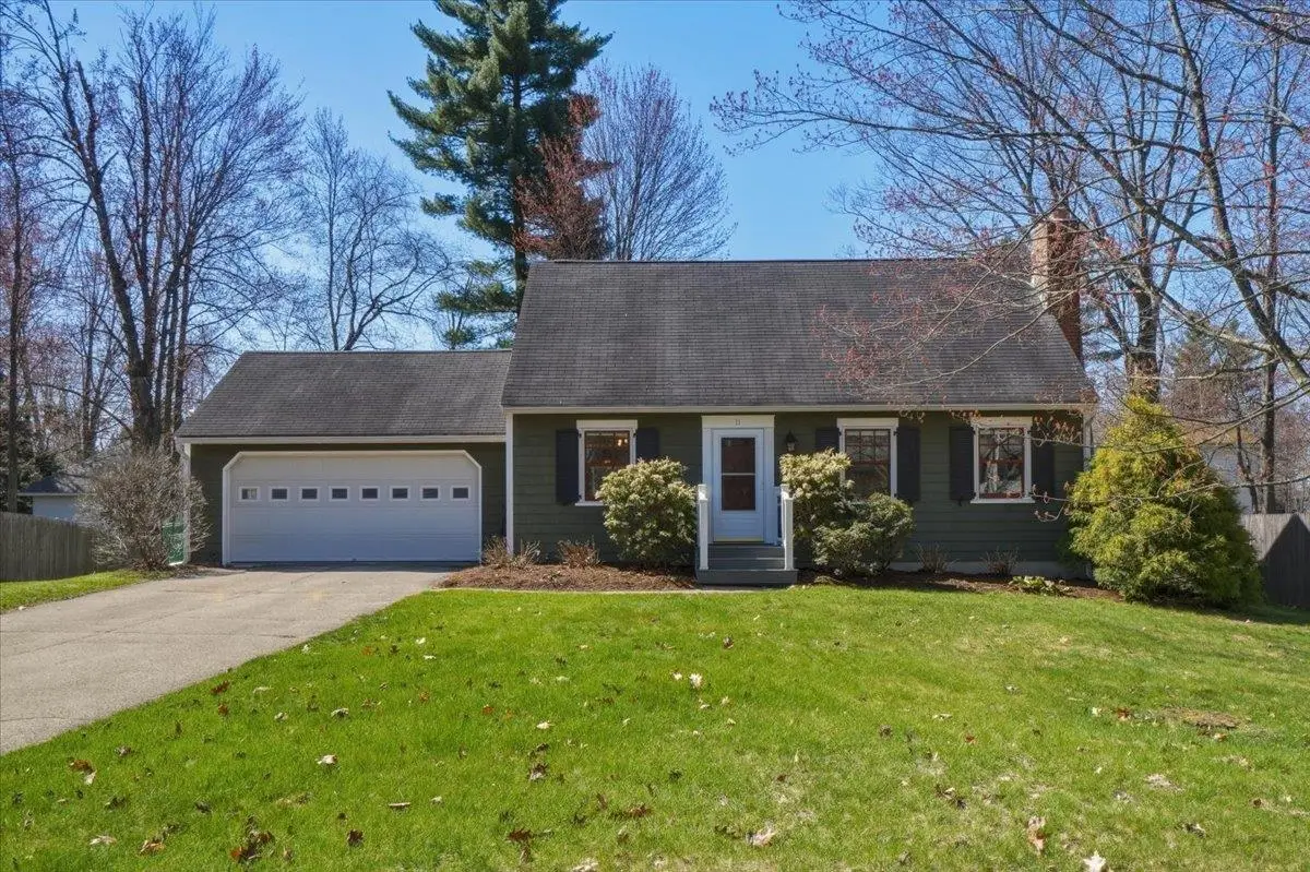 11 Scotsdale Road, South Burlington, VT 05403 - #1