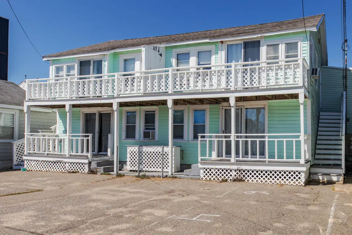 12 Manchester Street, Hampton, NH 03842 - #1
