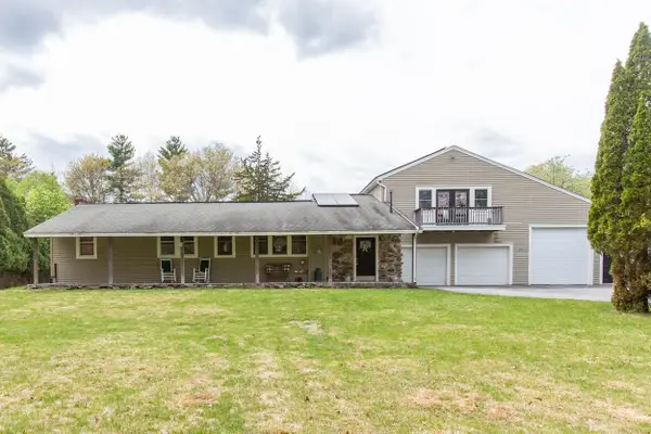 131 Bush Hill Road, Pelham, NH 03076