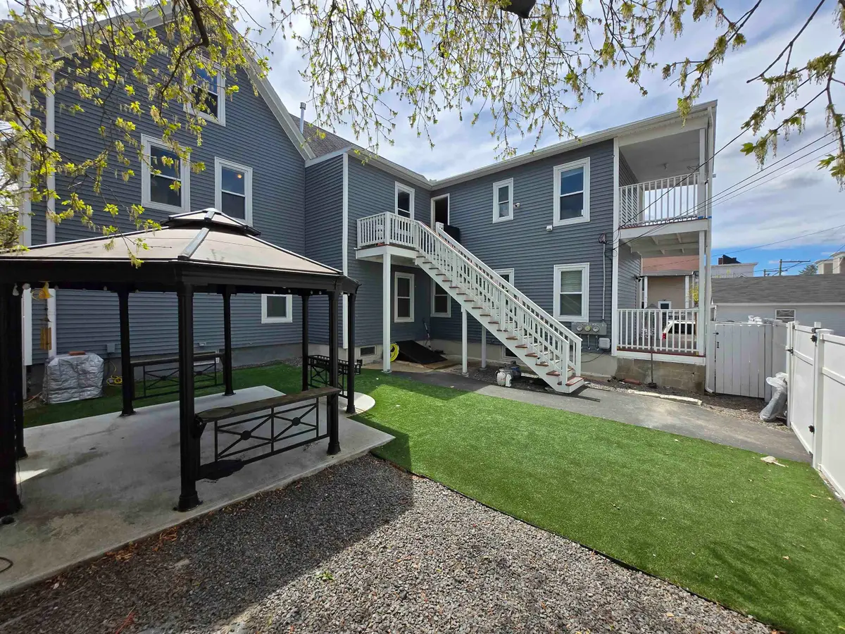 286 Lake Avenue, Manchester, NH 03103 - #1