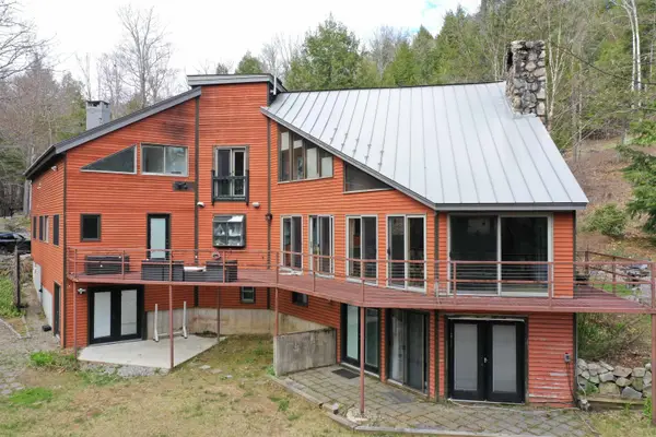 18 Treeline Road, Thornton, NH 03285