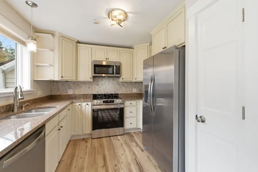21 Fells Way #B, Laconia, NH 03246 - #3
