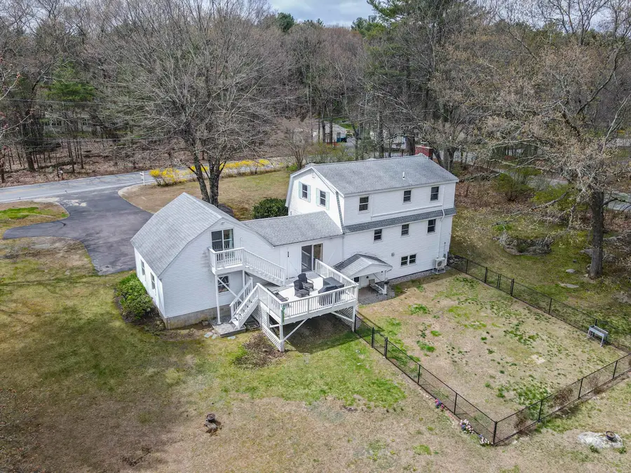 19 Dutton Road, Pelham, NH 03076 - #3