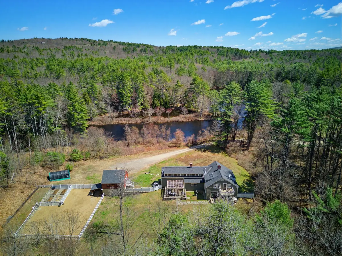 41 W Lull Place, New Boston, NH 03070 - #1