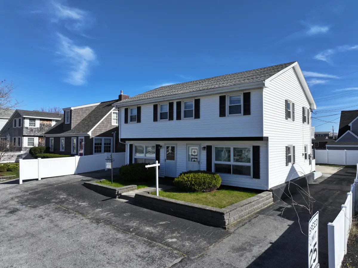 8 Nashua Street, Seabrook, NH 03874 - #1