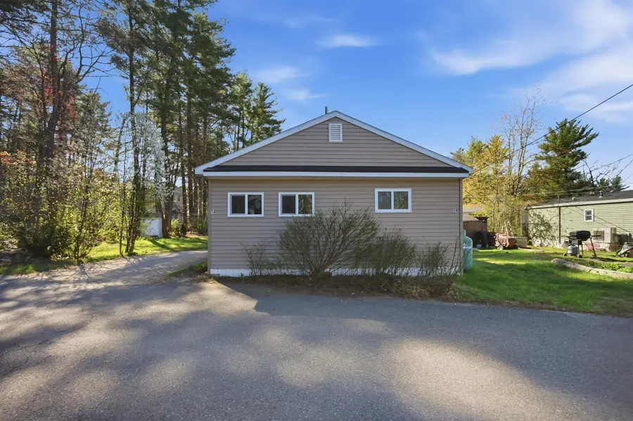 31 Page Road #14, Litchfield, NH 03052 - #3