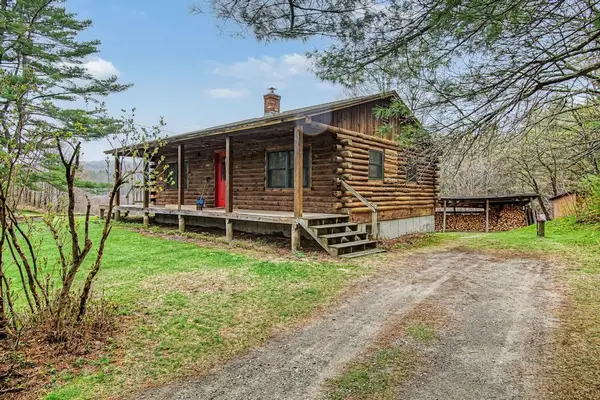 37 Premo Road, Roxbury, VT 05669