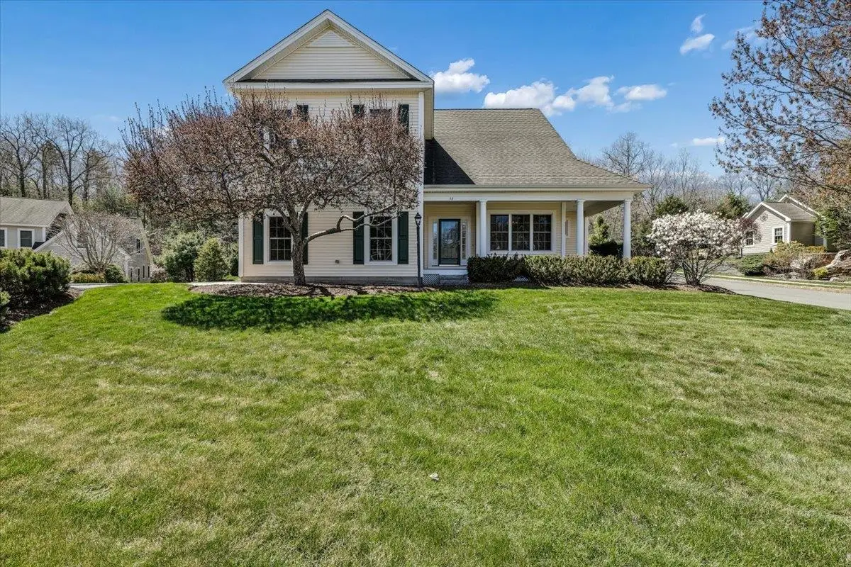 32 White Pine Lane, Manchester, NH 03102 - #1