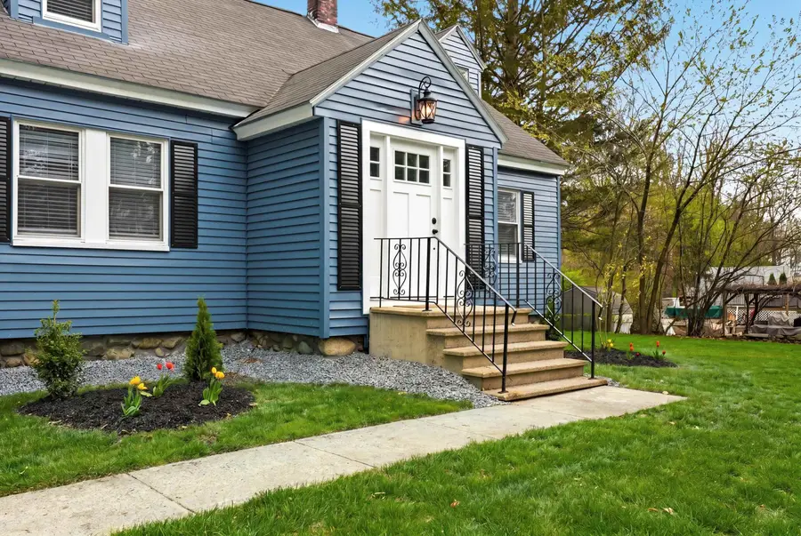 293 Lawrence Road, Salem, NH 03079 - #3